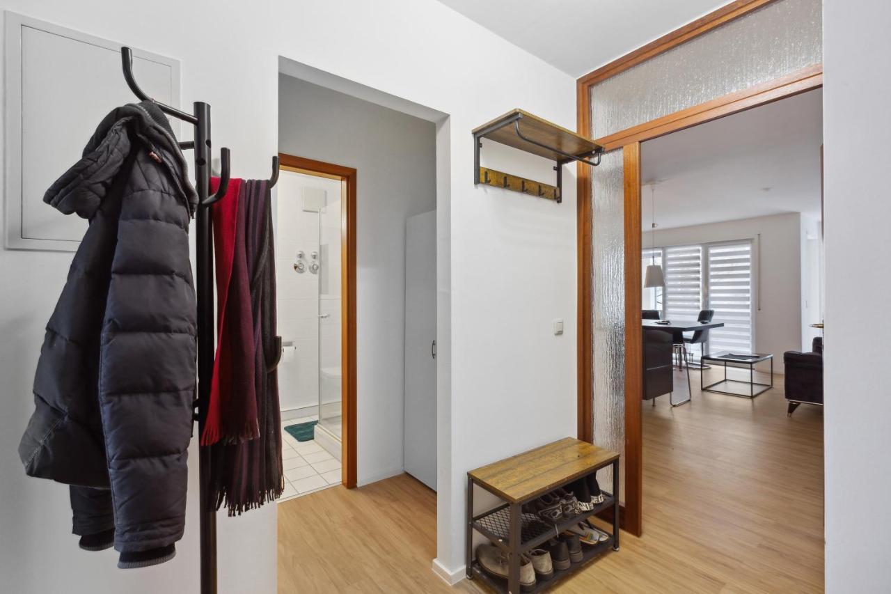 Eindrucksvolle Zwei-Zimmer-Wohnung Mit Balkon Und Grosser Kueche Лейпциг Экстерьер фото